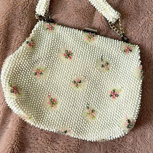 Super cool vintage beaded purse great condition